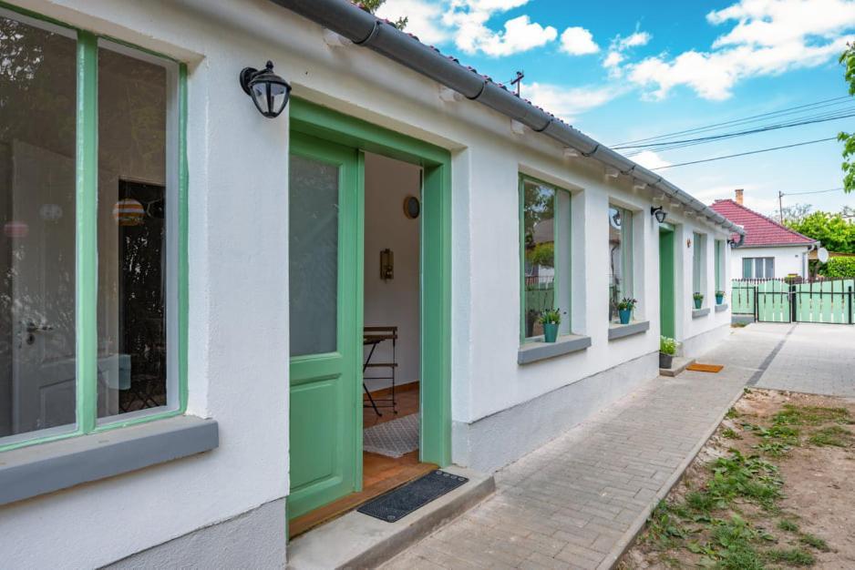 Appartement Dobo13 à Balatonboglár Extérieur photo