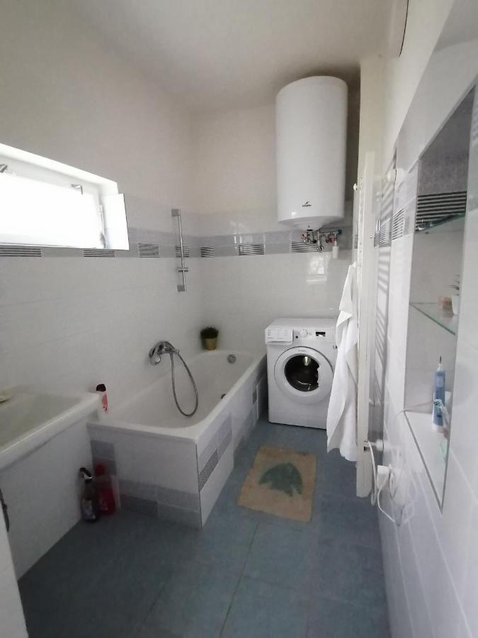 Appartement Dobo13 à Balatonboglár Extérieur photo